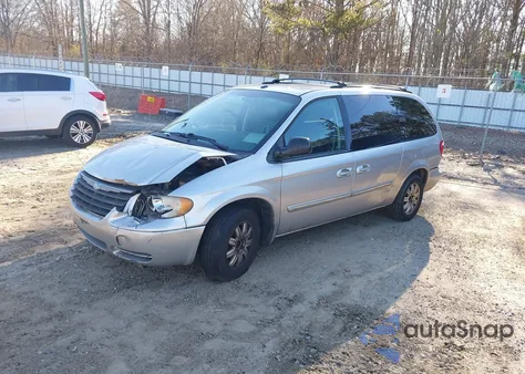 2007 Chrysler Town & Country Touring from USA, damaged, VIN 2A4GP54L27R136121